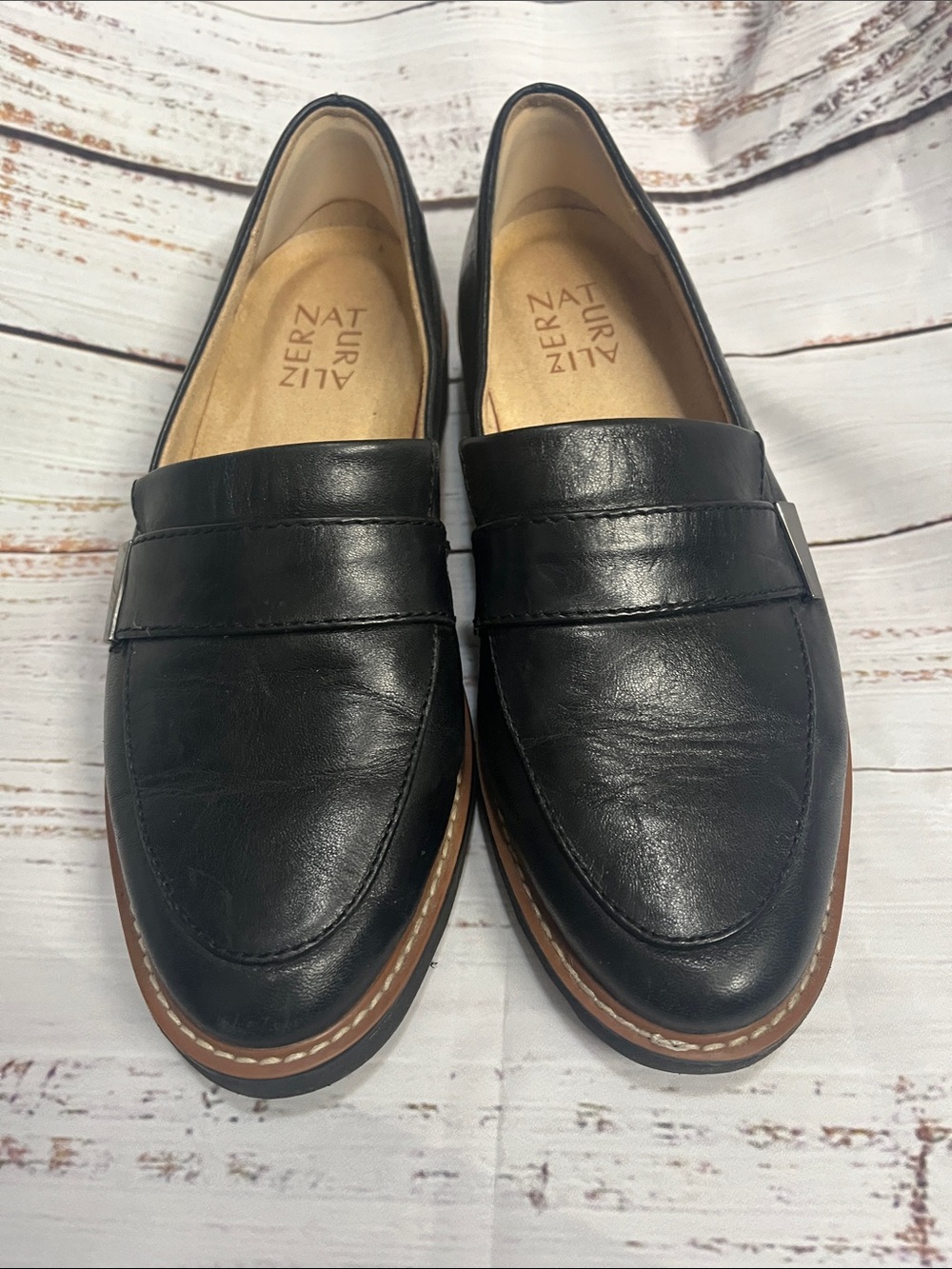 Black Leather Naturalizer Adiline loafer size 7.5N (narrow)